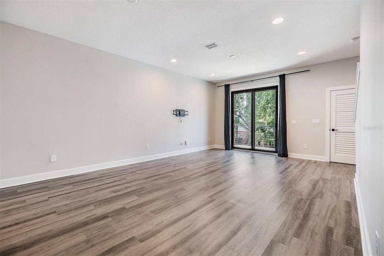 1302 W Carmen St #1 - Photo 2 of 22