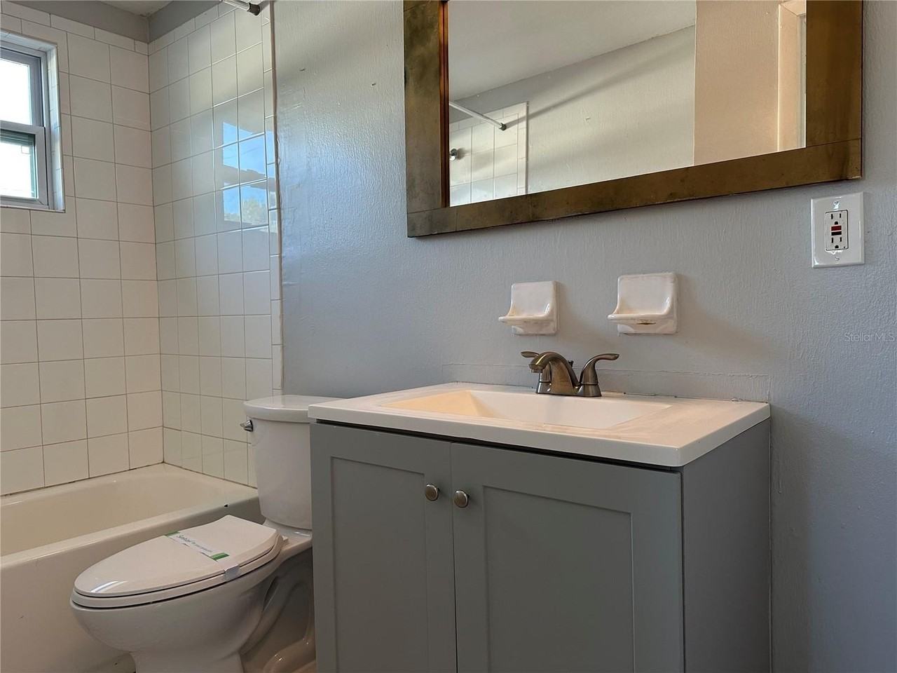 351 50th Ave N - Photo 5 of 13