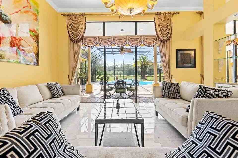30324 Laurelwood Ln - Photo 6 of 50