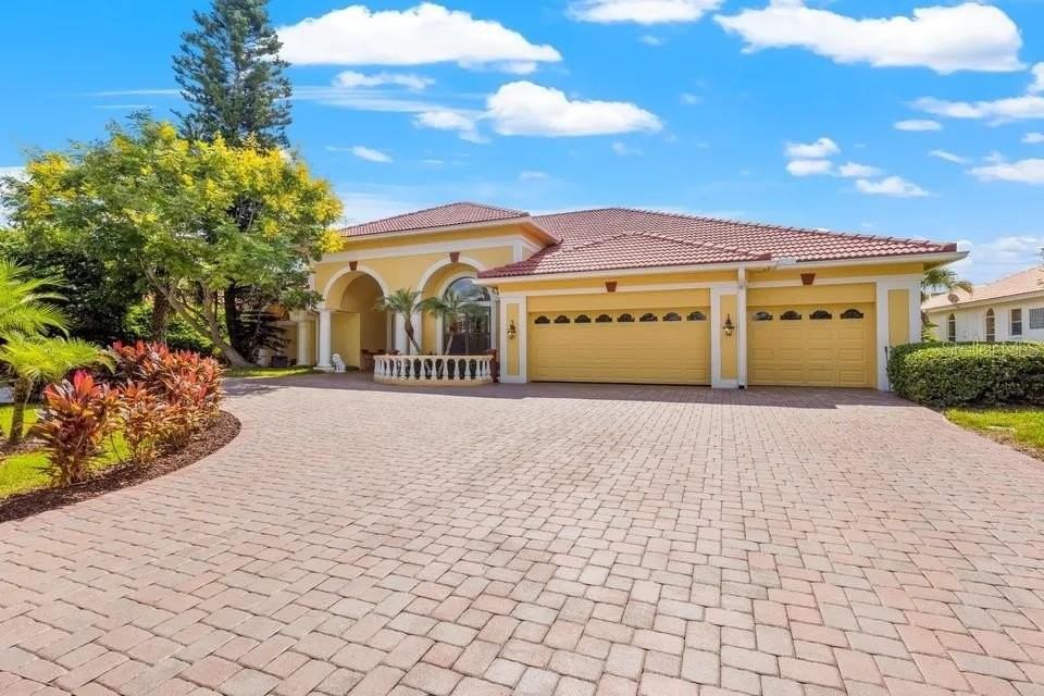 30324 Laurelwood Ln - Photo 6 of 50