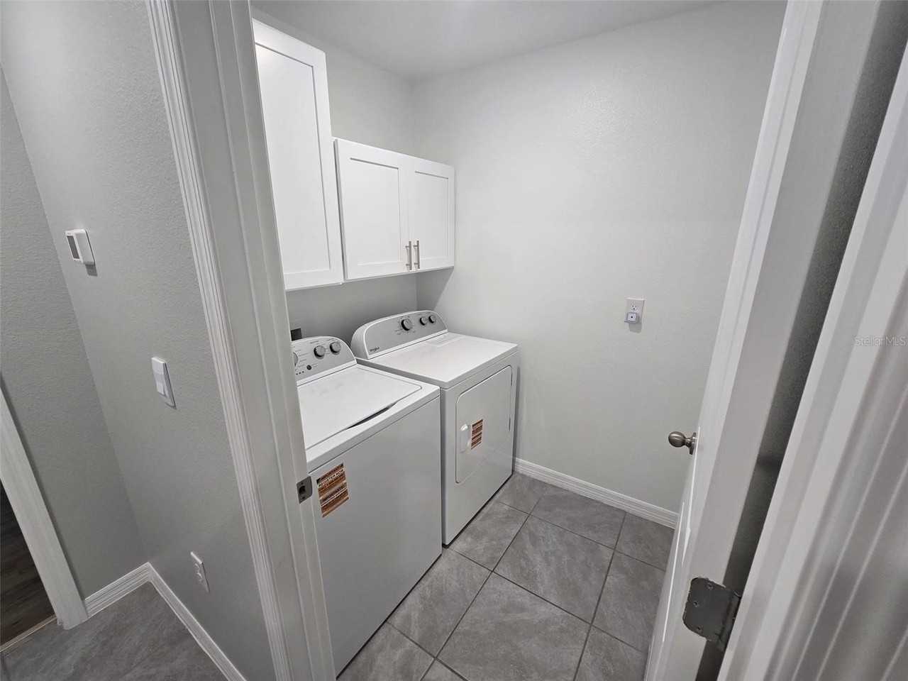 4703 Sw 85th Pl - Photo 7 of 19