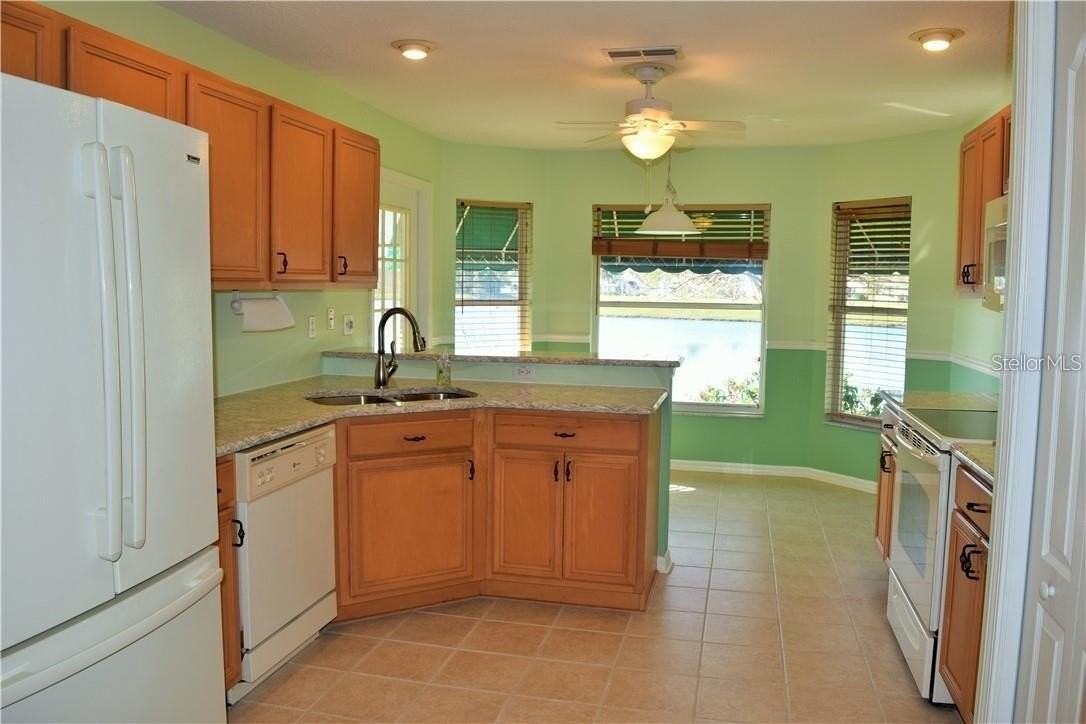 29530 Waggle Dr - Photo 3 of 19