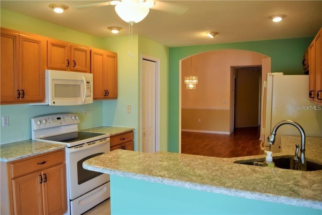 29530 Waggle Dr - Photo 4 of 19