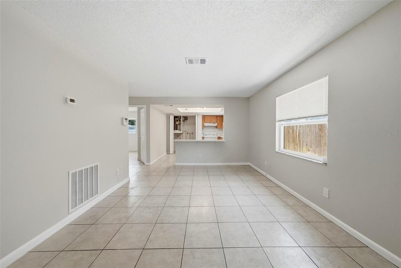 2564 42nd Ave N - Photo 3 of 18