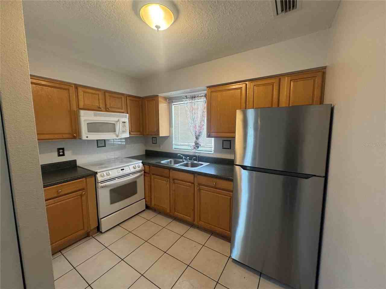 3607 W Idlewild Ave #501 - Photo 2 of 7