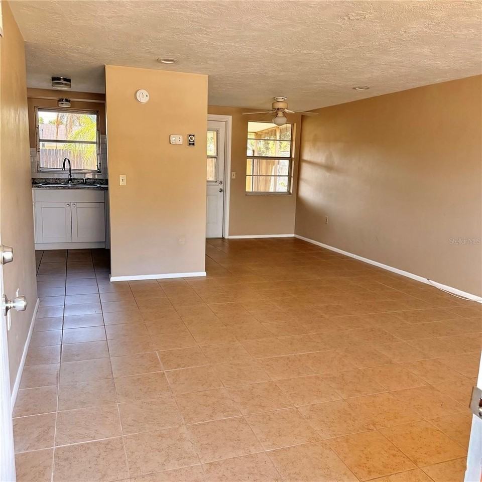 5401 Pasadena Dr - Photo 2 of 14