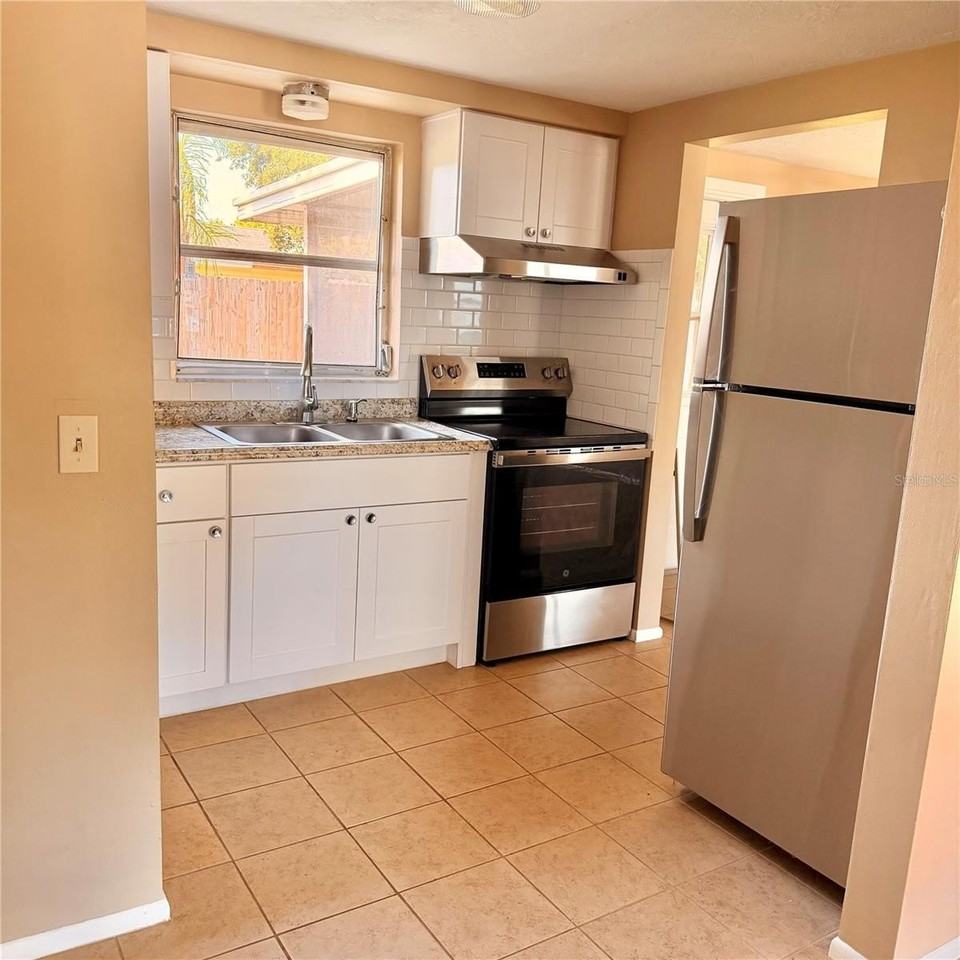5401 Pasadena Dr - Photo 6 of 14