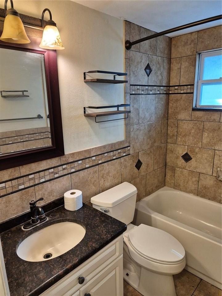 6616 Hone St - Photo 7 of 23