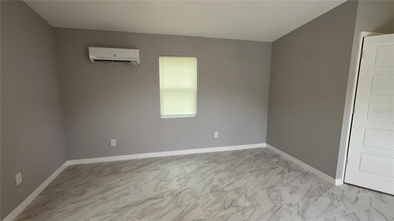 8623 N Willow Ave #B - Photo 5 of 14