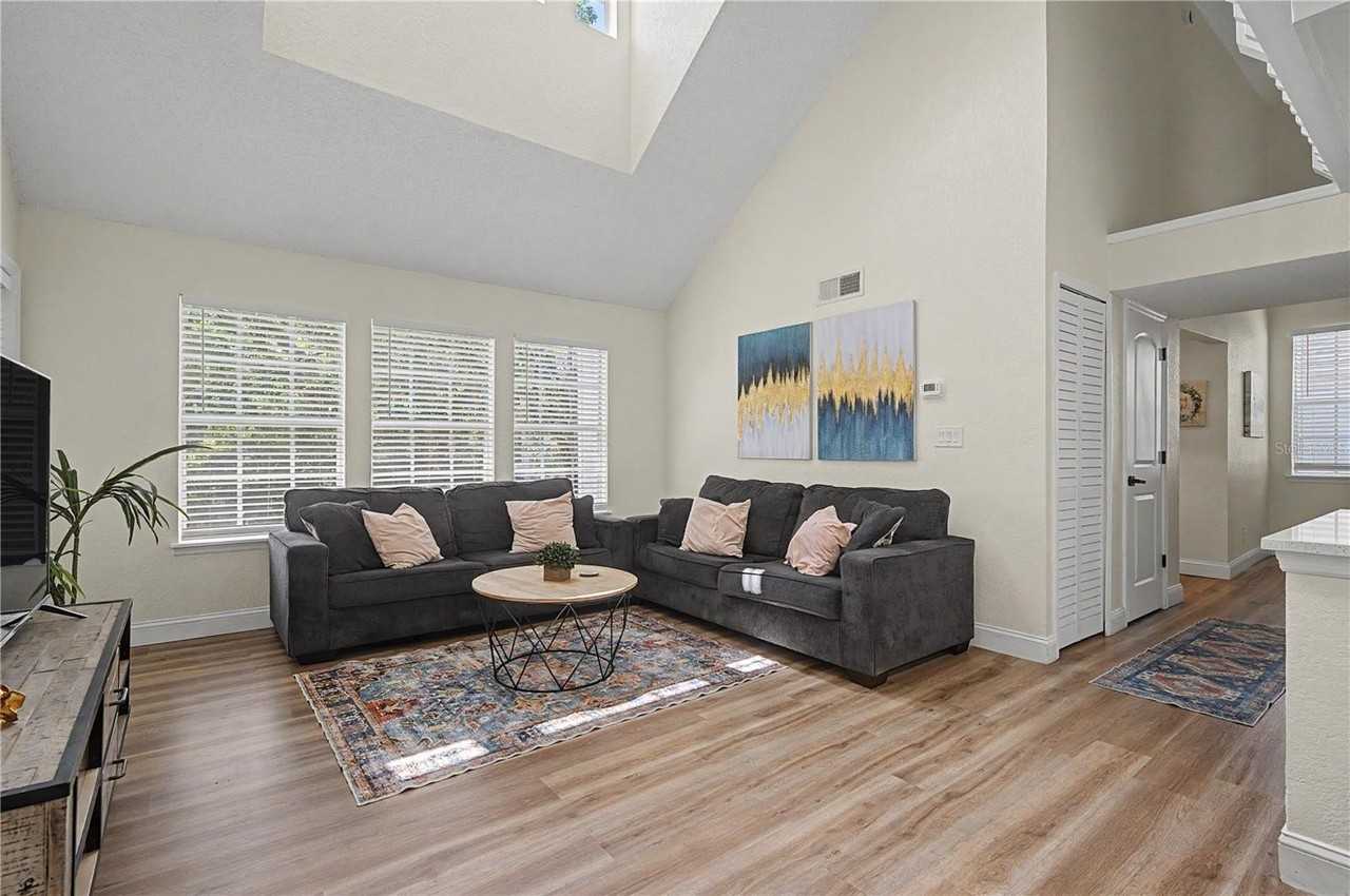 3266 Haviland Ct #303 - Photo 4 of 42