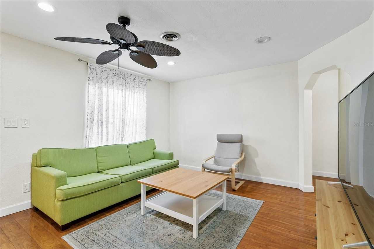 4740 22nd Ave N - Photo 5 of 33