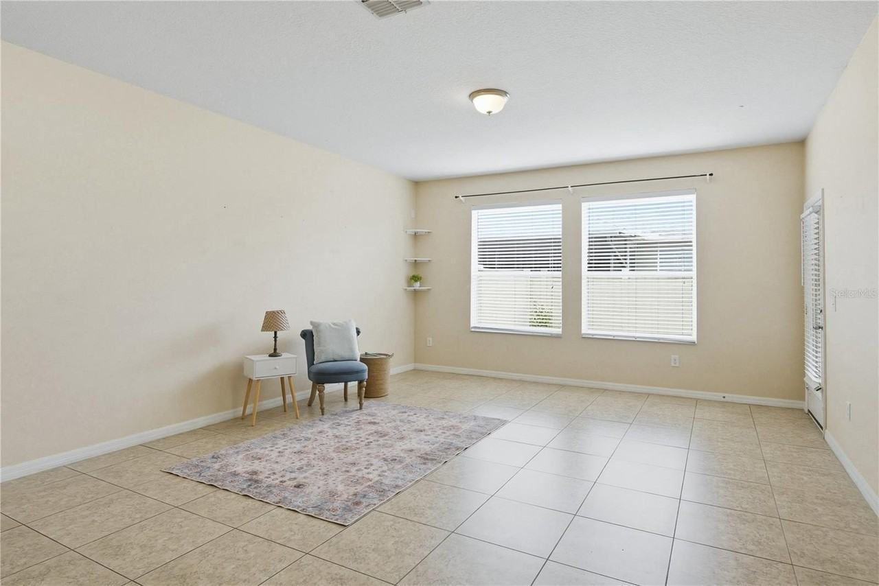 2211 Barracuda Ct - Photo 6 of 37