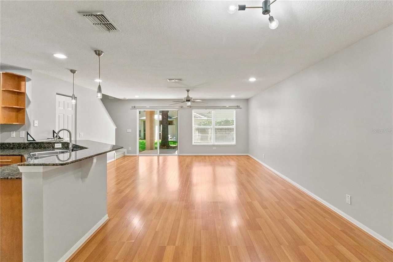 2947 Royal Tuscan Ln - Photo 3 of 19