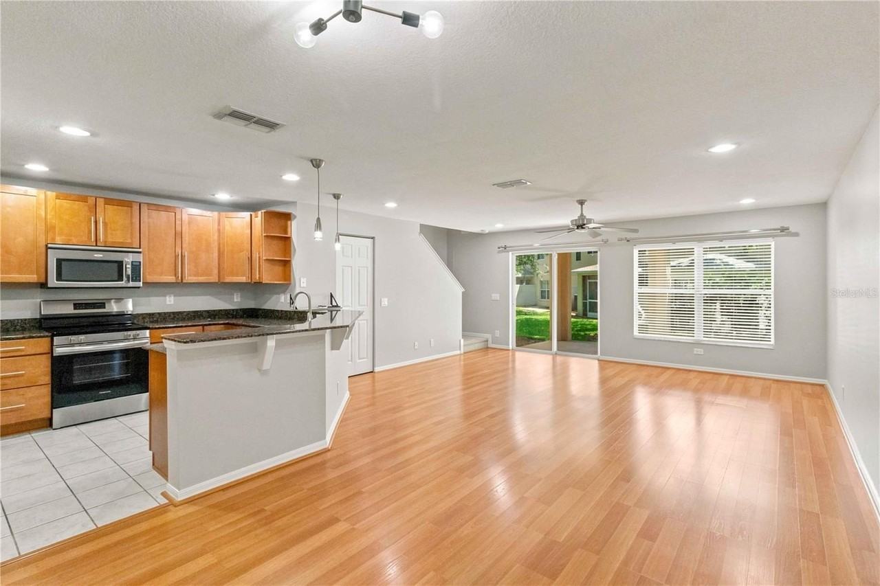 2947 Royal Tuscan Ln - Photo 4 of 19