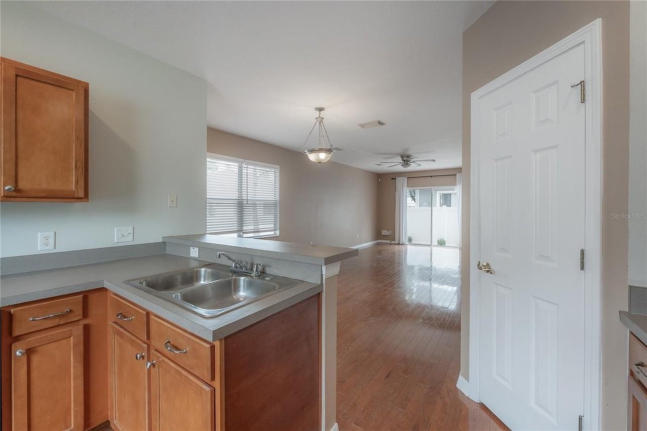 4951 Elizabeth Anne Cir - Photo 5 of 15
