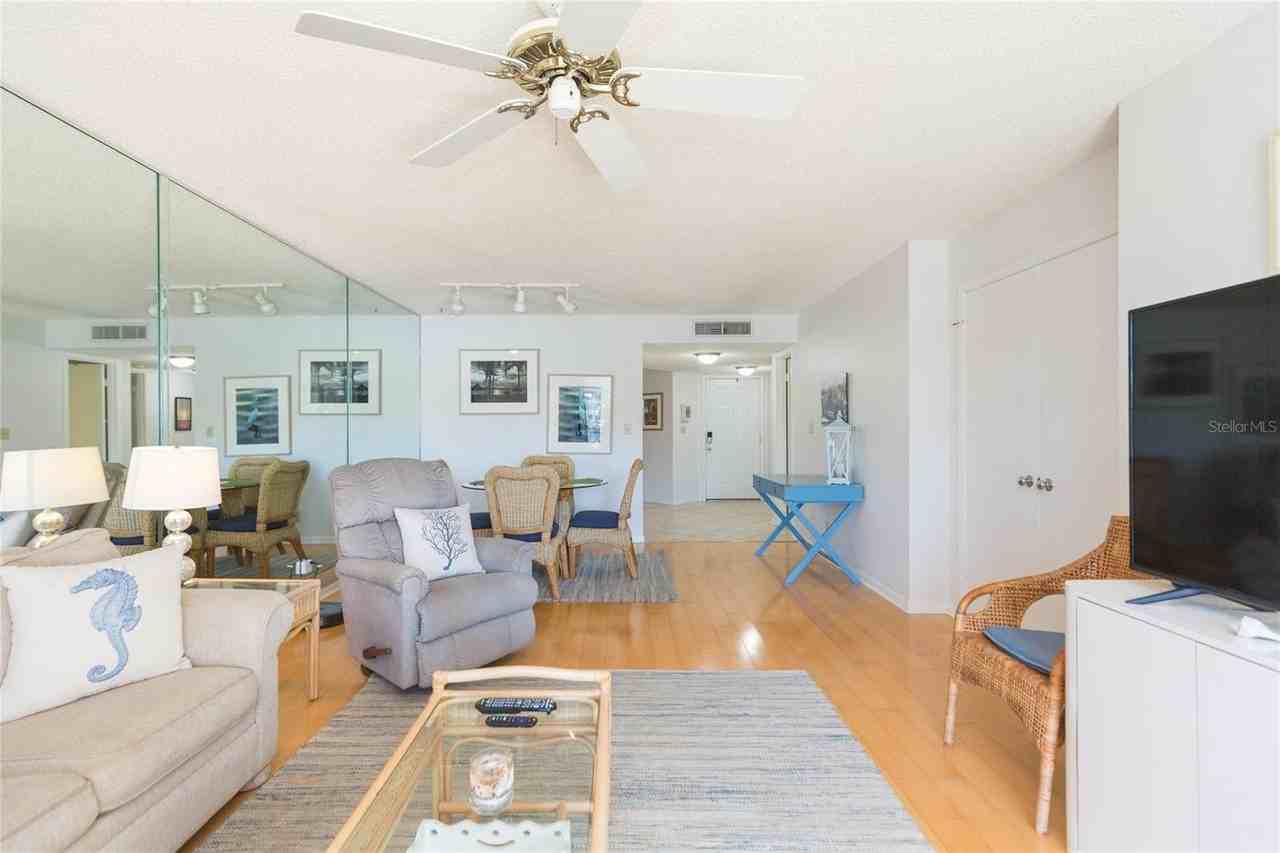 6080 Bahia Del Mar Cir #113 - Photo 4 of 36