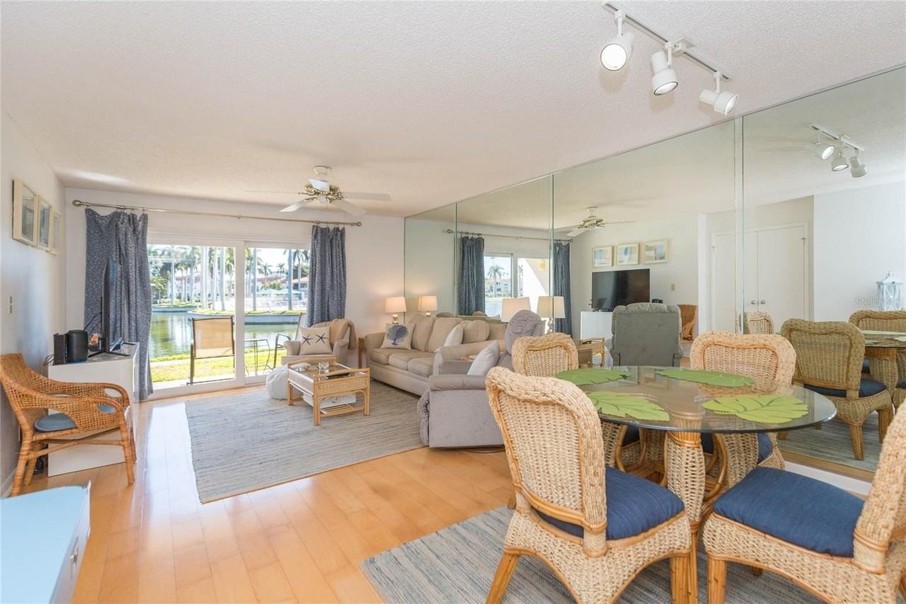 6080 Bahia Del Mar Cir #113 - Photo 6 of 36