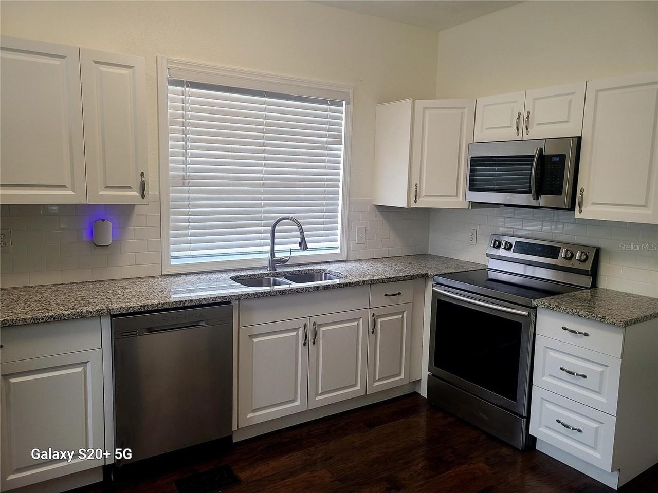 2220 E 17th Ave - Photo 6 of 14