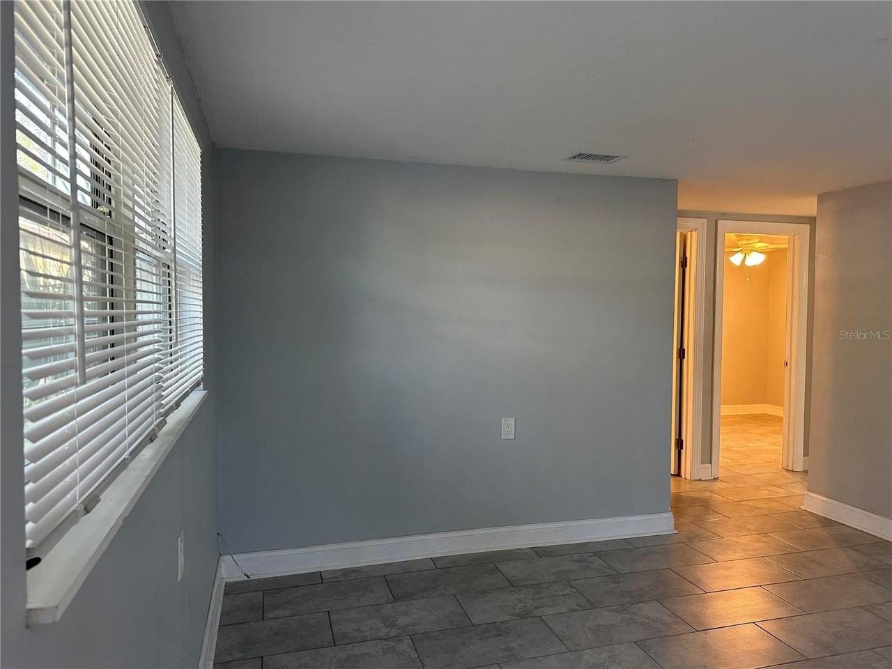 461 89th Ave N - Photo 3 of 10