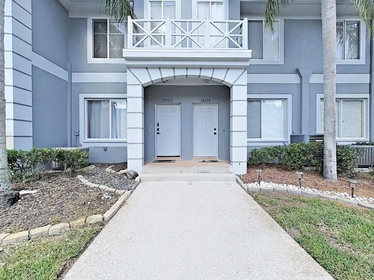 18126 Paradise Point Dr - Photo 3 of 37