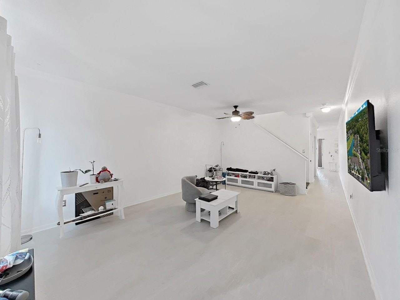 18126 Paradise Point Dr - Photo 5 of 37