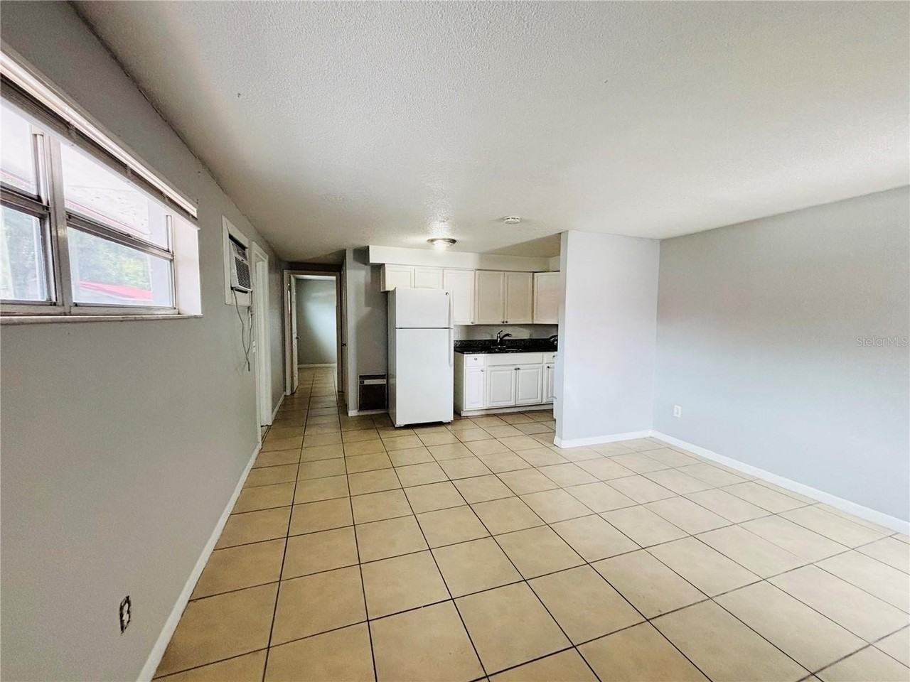 1302 Morris Park - Photo 4 of 18