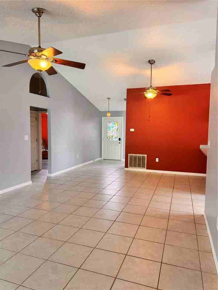 2070 Sarah Louise Dr - Photo 7 of 40