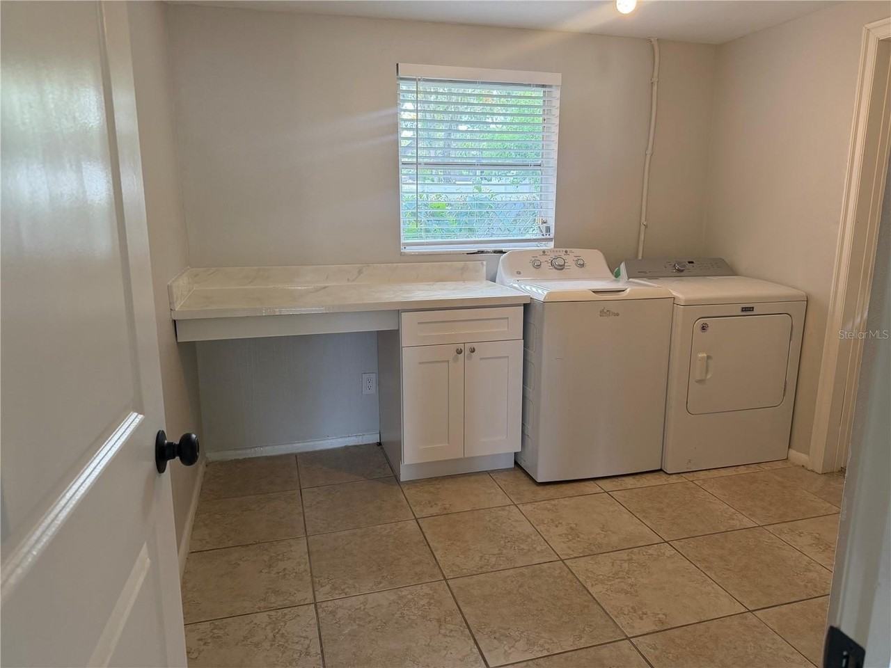 3009 W Waters Ave - Photo 3 of 8