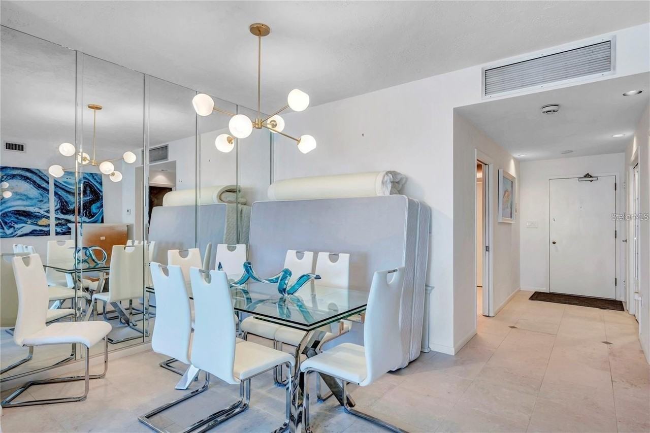 1 Beach Dr Se #1309 - Photo 4 of 25