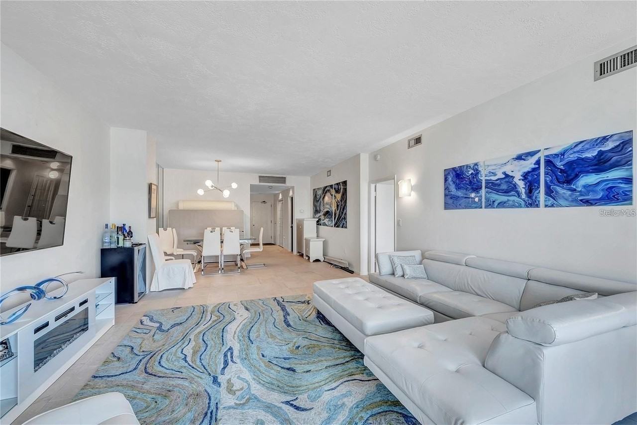 1 Beach Dr Se #1309 - Photo 7 of 25