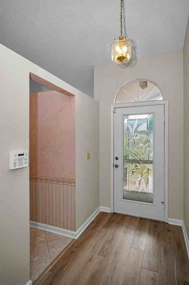 1481 Cairn Ct - Photo 6 of 43