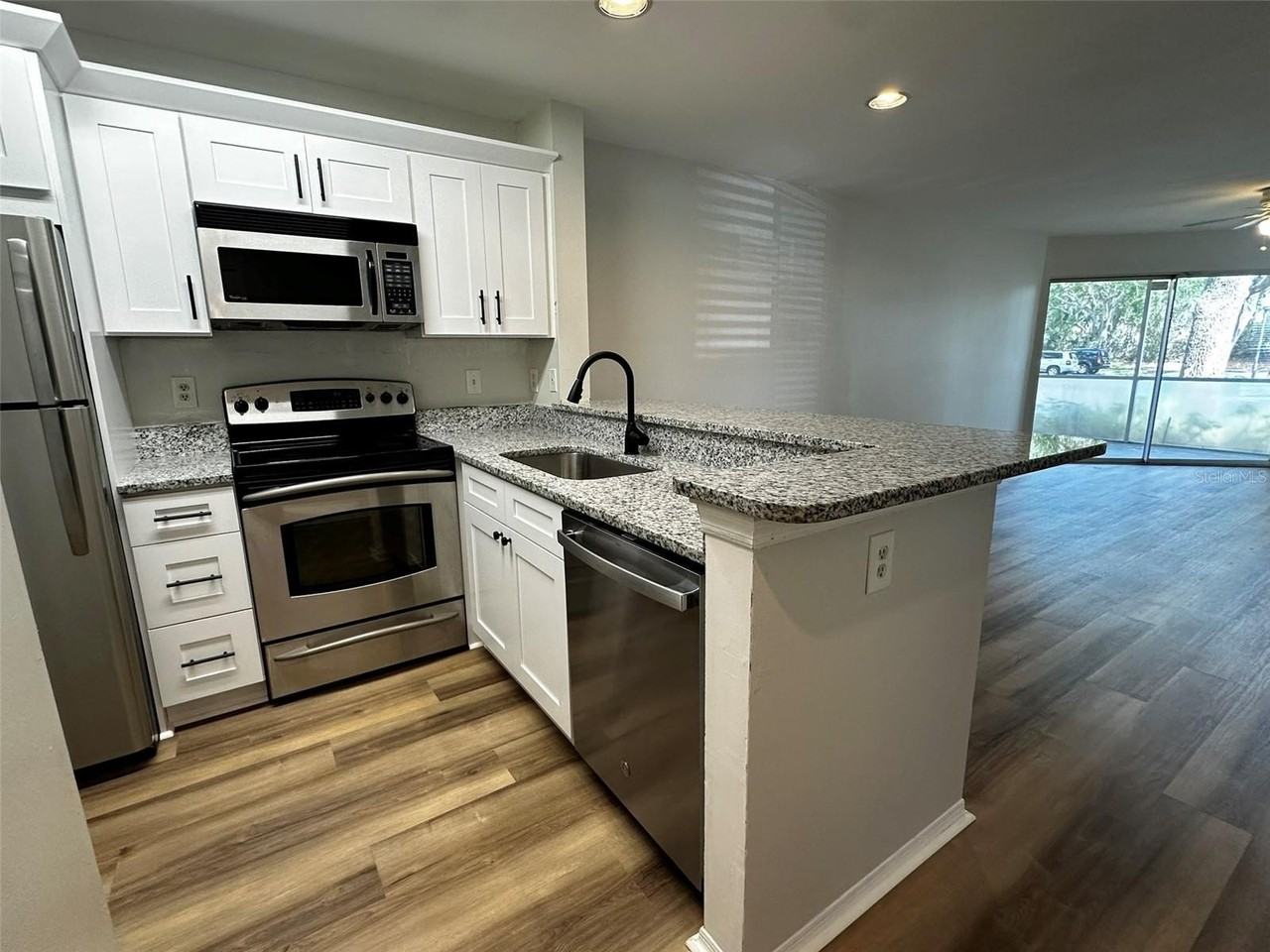 4115 Chatham Oak Ct #209 - Photo 3 of 26