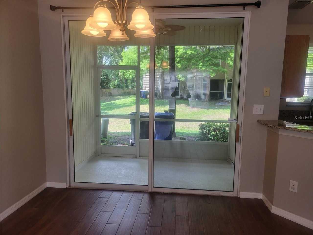 2221 Golden Oak Ln - Photo 4 of 18