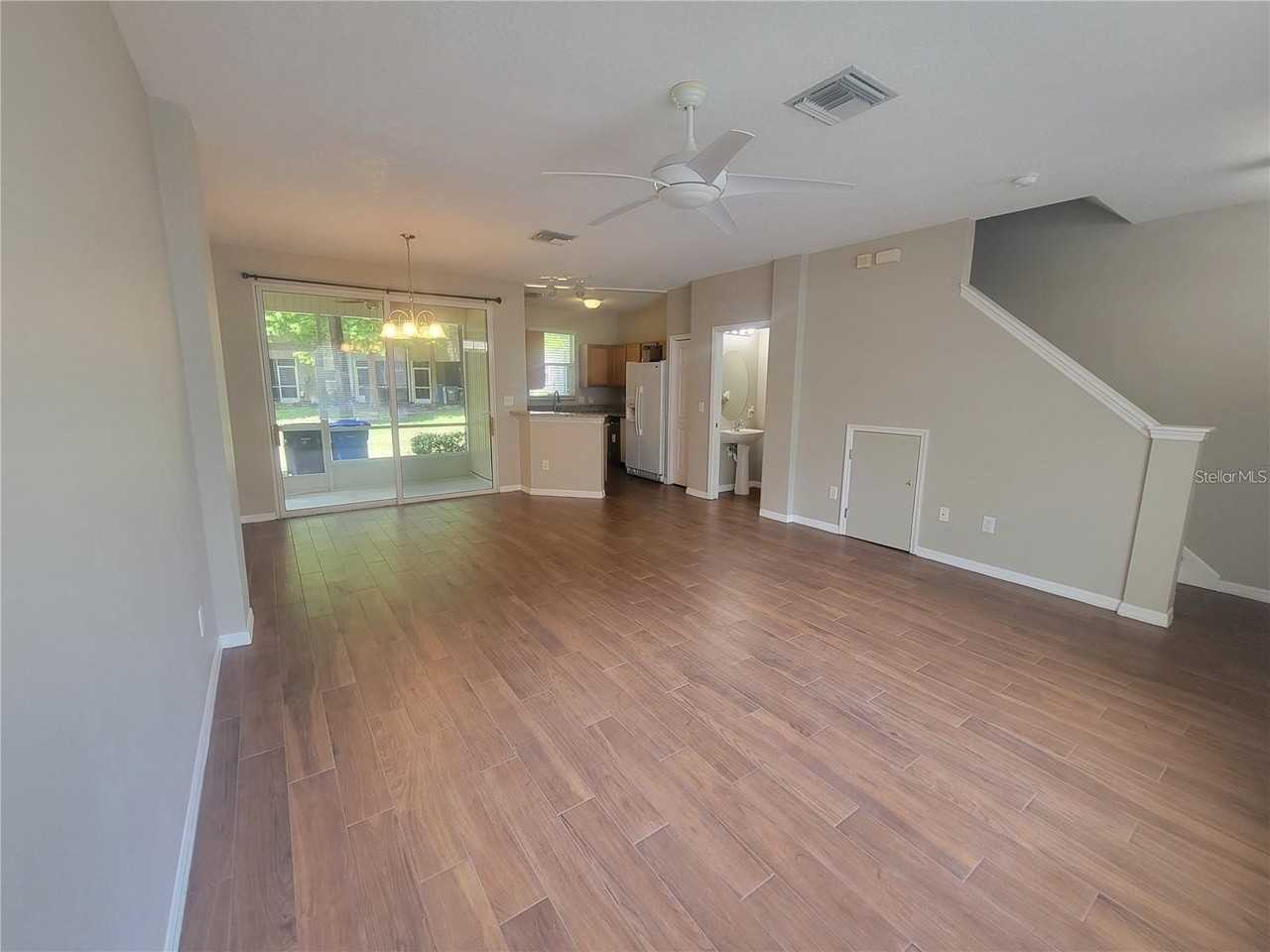 2221 Golden Oak Ln - Photo 5 of 18