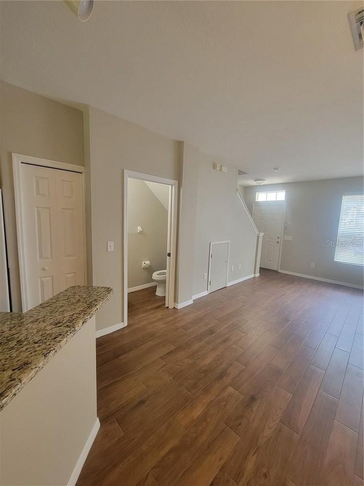 2221 Golden Oak Ln - Photo 7 of 18