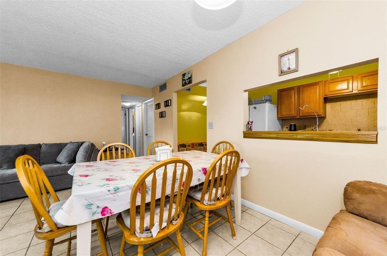 2575 Pine Ridge Way S #E1 - Photo 7 of 25