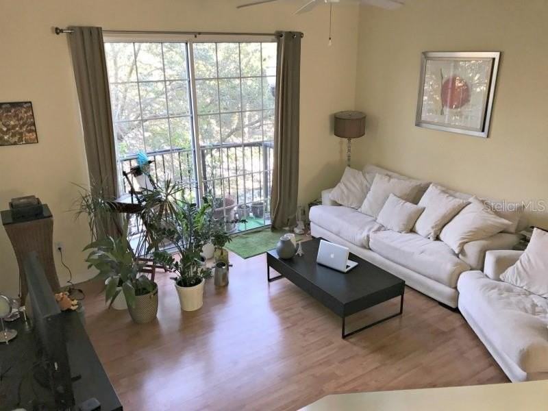 105 S Sherrill St - Photo 4 of 17