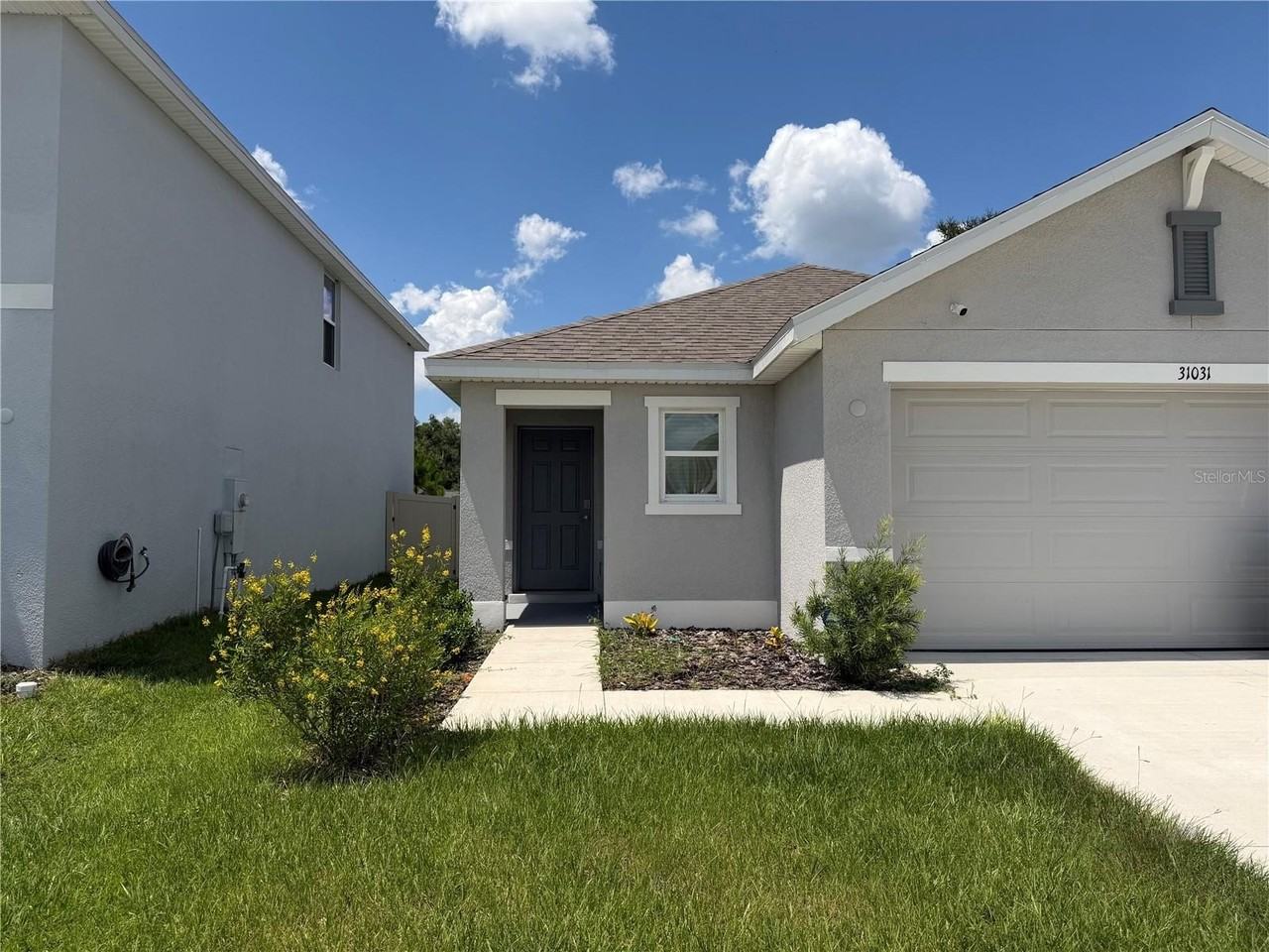 31031 Silver Stage Dr - Photo 2 of 24