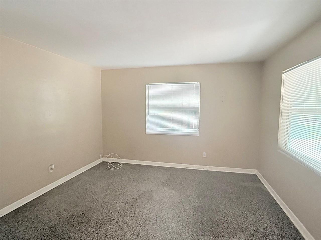 1304 Browning St - Photo 2 of 15