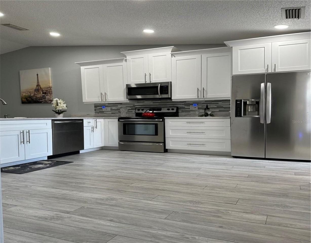 3198 Claremont Pl #A - Photo 5 of 50