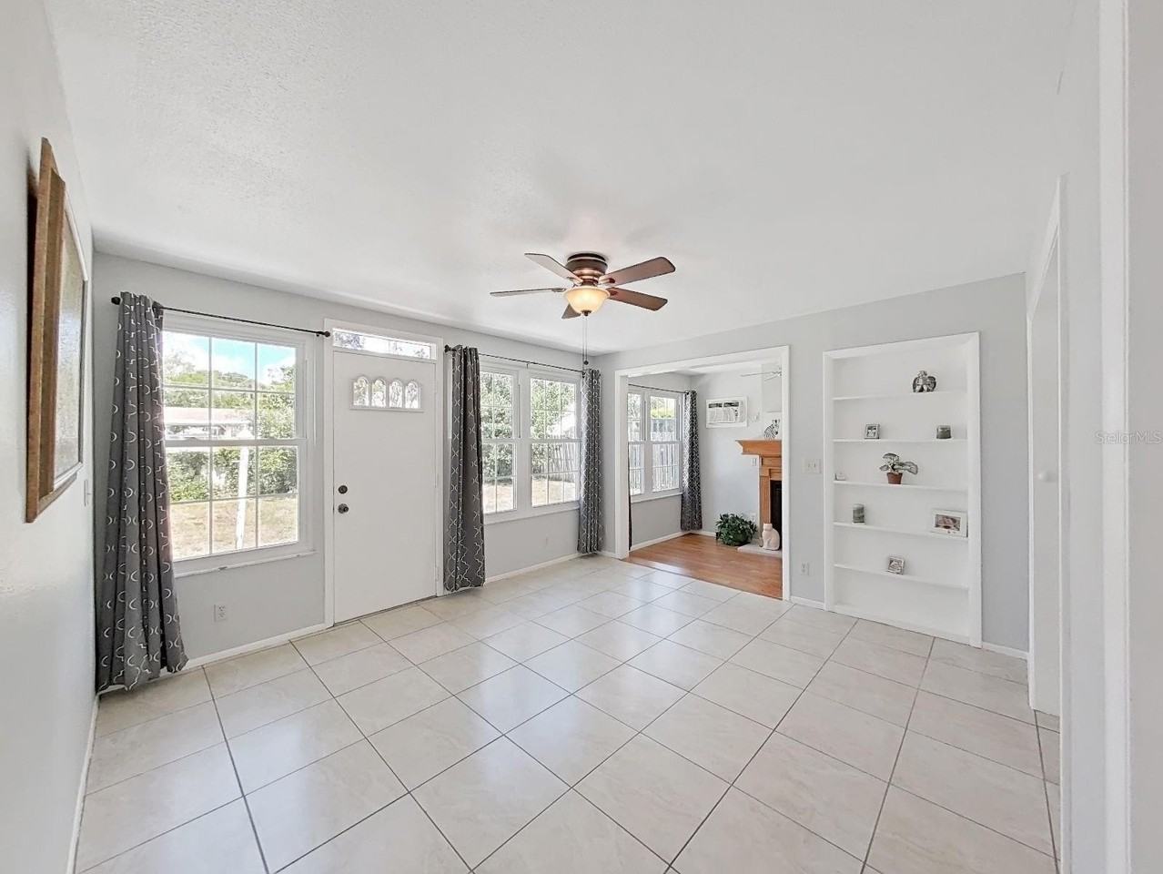 878 Rustic Oaks Dr - Photo 3 of 50