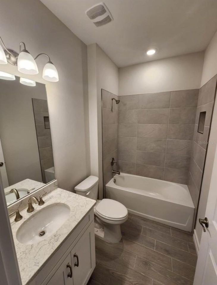 333 Villoresi Blvd - Photo 3 of 29