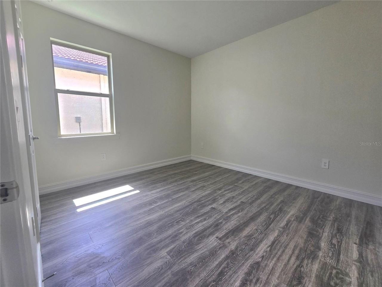 333 Villoresi Blvd - Photo 4 of 29