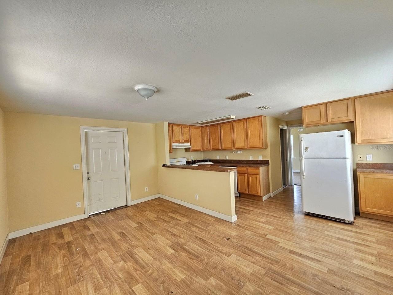 117 N Evergreen Ave #205 - Photo 6 of 12