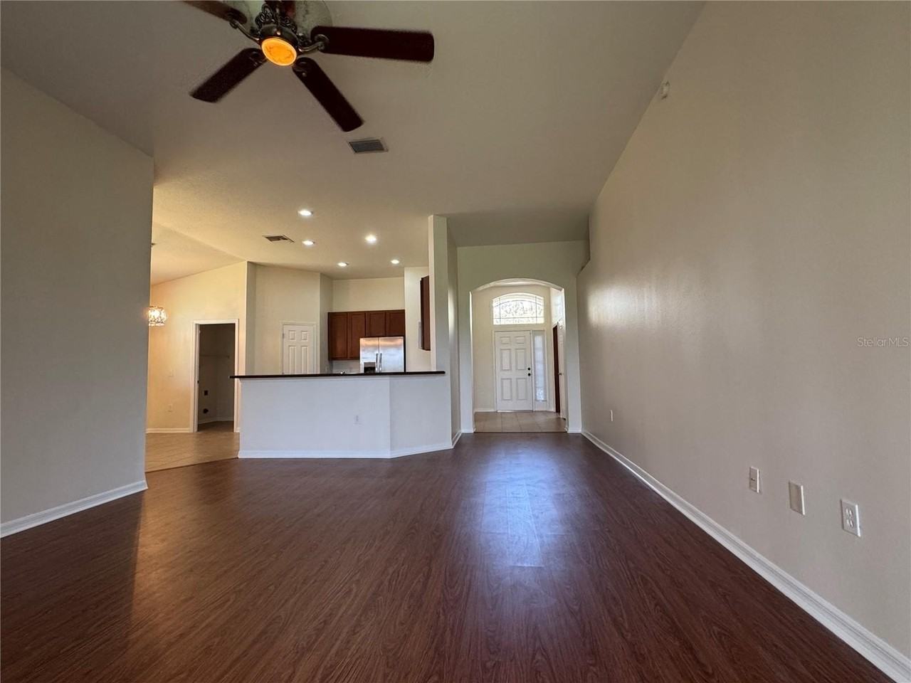 317 Down Pine Dr - Photo 6 of 36