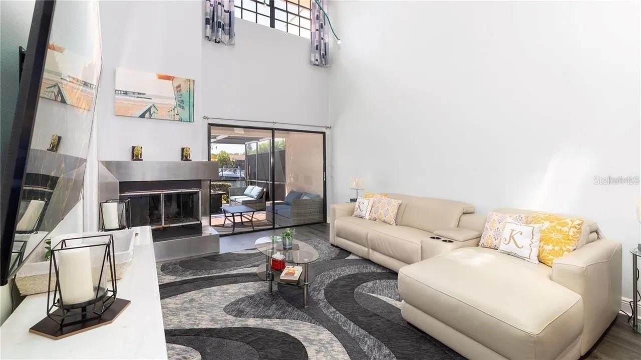 10438 Saint Tropez Pl - Photo 7 of 24