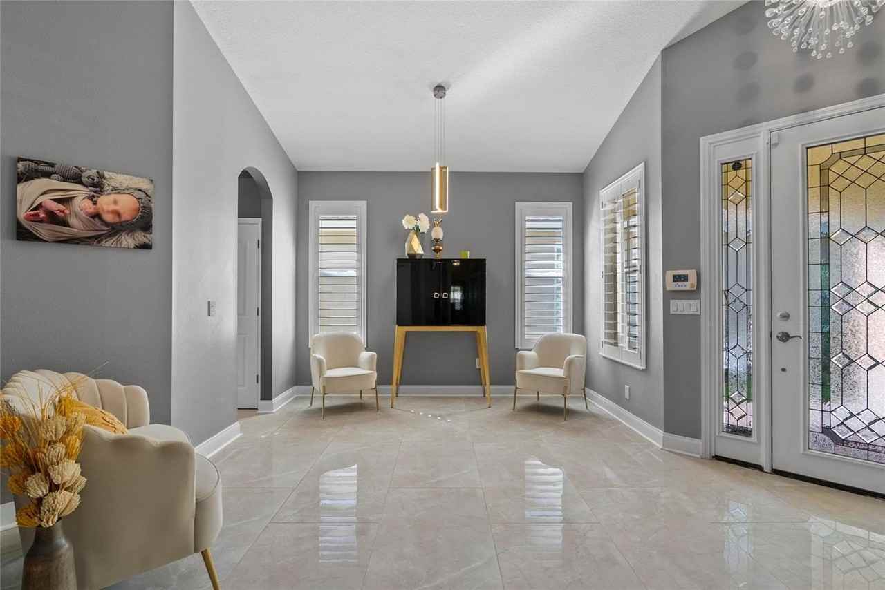 10602 Rochester Way - Photo 4 of 31