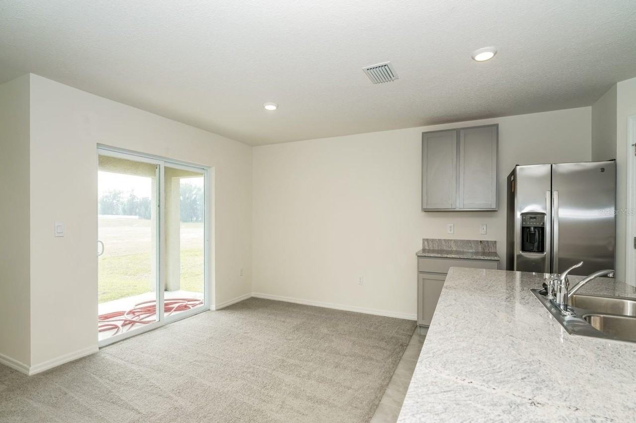 796 Se 66th Ter - Photo 2 of 8