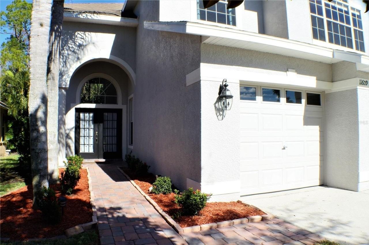11609 Greensleeve Ave - Photo 2 of 46