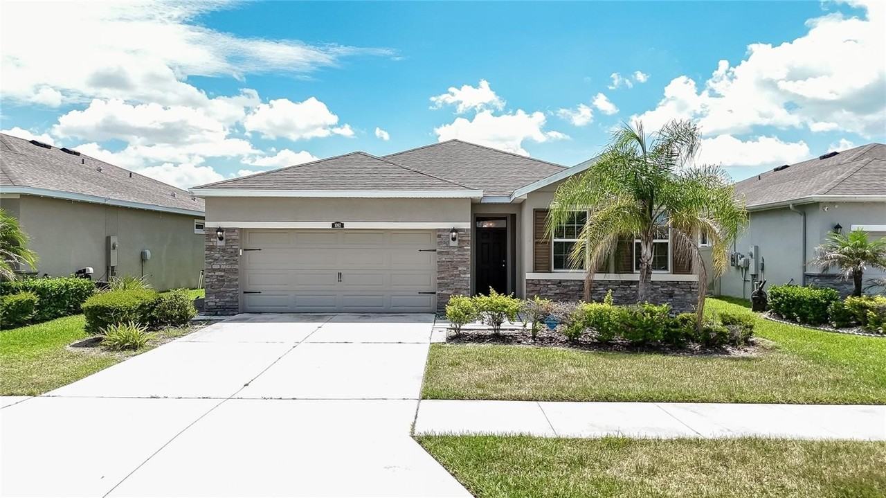 1092 Pipestone Pl